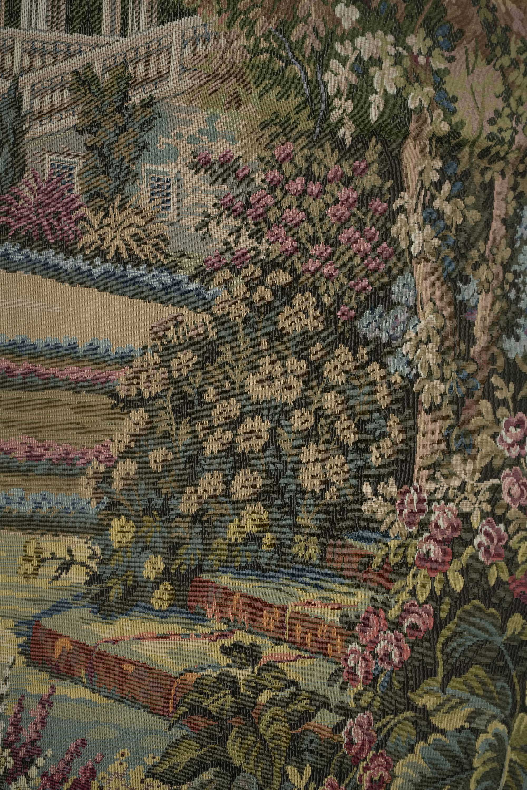 Como Garden with Acanthe Borderrder Italian Tapestry