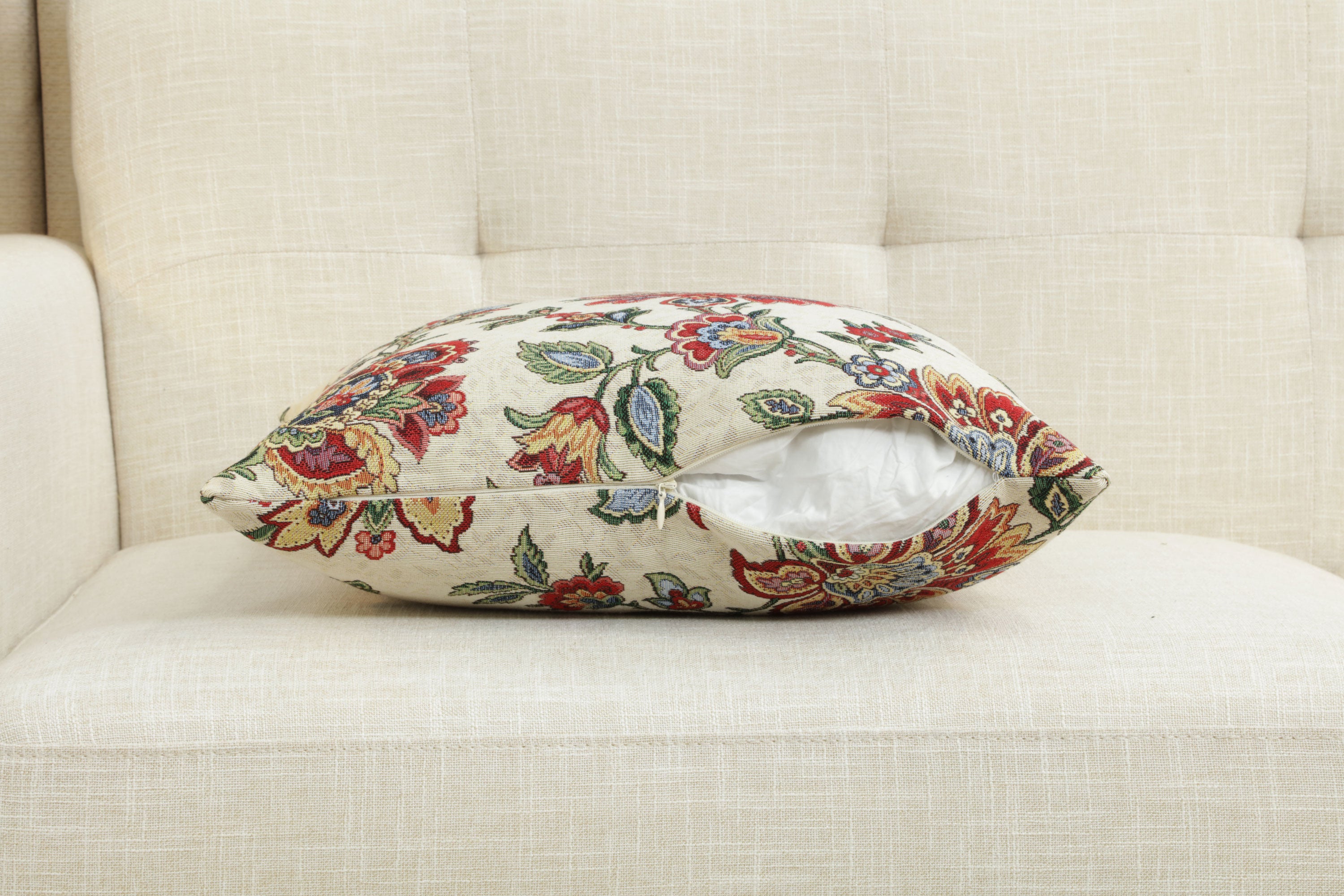 Shaila Cushion  Cover